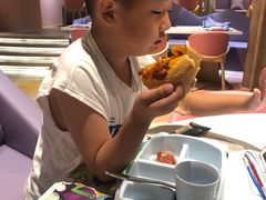 -水桶王国主题餐厅·聚会·生日派对·亲子活动·家庭套餐(亚龙湾希尔顿店)