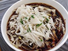 -侬佳蒸菜馆(听潮店)