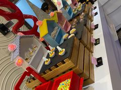 -亚洲国际大酒店·云顶阁旋转自助餐厅