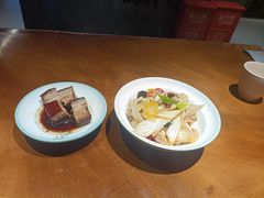 -李犟大爆鳝面·手工蟹黄包(湖滨西湖店)