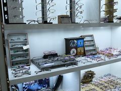-三叶眼镜城·好视力眼镜店