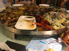 -日进一片海.生腌海鲜火锅.宵夜烧烤(三里屯总店)
