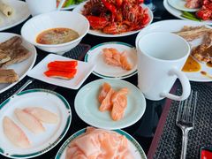 -怡豪大饭店·49楼旋转自助餐厅