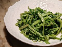 -吴越荣记苏州菜·松鼠桂鱼 100% 活鱼现做(月光码头店)