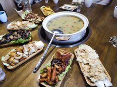 奶浆菌-云朵小院·石锅鱼·野生菌餐厅(蒗放店)