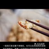 伏天没有任何的犹豫的回应了一拳，依旧没有任何的花哨