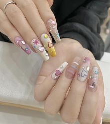-星辰·新中式美甲美睫工作室