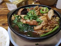-万和春排骨砂锅米饭(湖北路店)