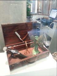 橱窗设计-霓·Hair