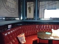 -欢乐迪KTV(南坪上海城店)