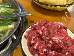 生牛肉-老秦凉都黄牛肉馆(九堡店)