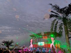 -北戴河碧螺塔海上酒吧公园