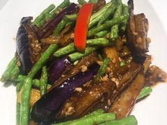 茄子肉松炒豆角-至潮餐厅精致粤菜·活鲈鱼·走地鸡(珠江新城店)