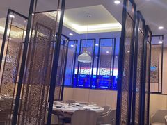 -七欣天香辣蟹火锅(闵行浦江欢乐颂店)