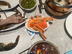 -雍容荟帝王蟹活龙虾展台自助(IFS黑金店)