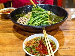 -万记麻辣烫国展总店