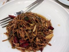-满江红四季餐厅 · 国家五钻级酒家(新纪元大酒店店)