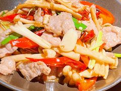 -弄堂里(西溪龙湖天街店)