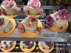 -花花卷卷·鲜食蛋糕(静安久光百货店)