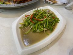 水芹炒百叶-皮五鱼汤面(老街店)