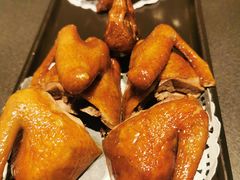 脆皮炸乳鸽-御花园酒店(希尔顿店)