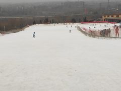-青州驼山滑雪场