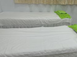 -苗医生专业祛痘·皮肤管理