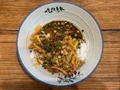 酸笋肉丝扁粉（干拌）-常樂屋·常德米粉(青年路店)