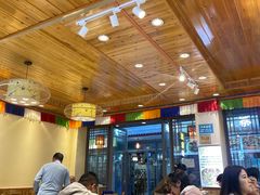 -乡土特色.冷锅鱼.牦牛肉汤锅