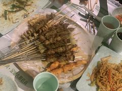 -寂寞的豆芽 烧烤酒场(丽景店)