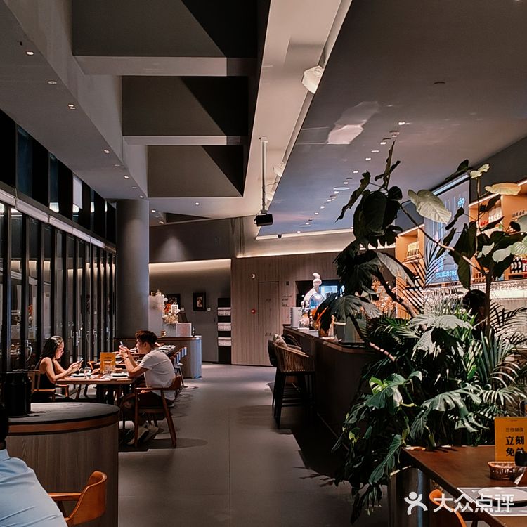 答应我！周末在广州聚餐一定要来这家餐厅！