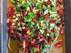 -有红鸡毛店·川菜(建设路店)