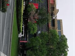 -新田360广场(上海华侨城店)