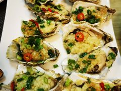 炭烤乳山大肥蚝-鲜味食族水产·海鲜餐厅