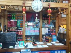 -老东镇啤酒屋海鲜加工·蒸汽海鲜·海鲜烧烤(台东店)