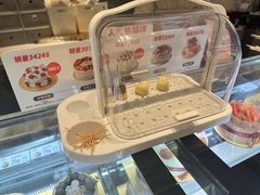 -花花卷卷·鲜食蛋糕(静安久光百货店)