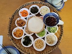 -包整·丝娃娃(一览甲秀楼风景店)