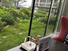 -星河吉酒店-BOND大堂吧·咖啡·简餐