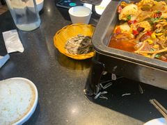 -俏巴妹烤鱼香锅(奥体店)