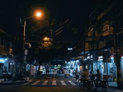 -溪岸路花鸟市场