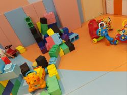 -爱婴室(上海浦建路店)