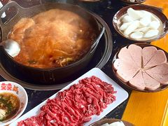-憨孃孃·重庆老火锅(红山黑金店)