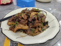 -银峰农庄·特色烧鸡·鲜无花果浸鸡