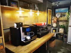 -HIGH FIVE哈福手工汉堡(桂林路店)