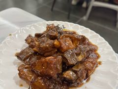 -何适山庄·团餐住宿(水长城P2停车场店)