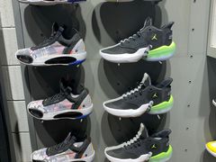 -NIKE品牌体验店(北京蓝色港湾店)