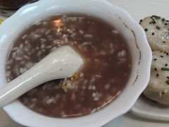 红豆酒酿元宵-咬不得高祖生煎·简餐(高银街店)
