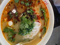 -胖东来生活广场(健康路店)