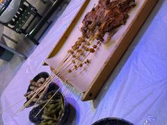 -夜火烤摊·东北烧烤酒场·老杨小黄鱼