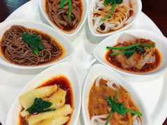 关中小吃拼-天下第一面(大雁塔北广场店)